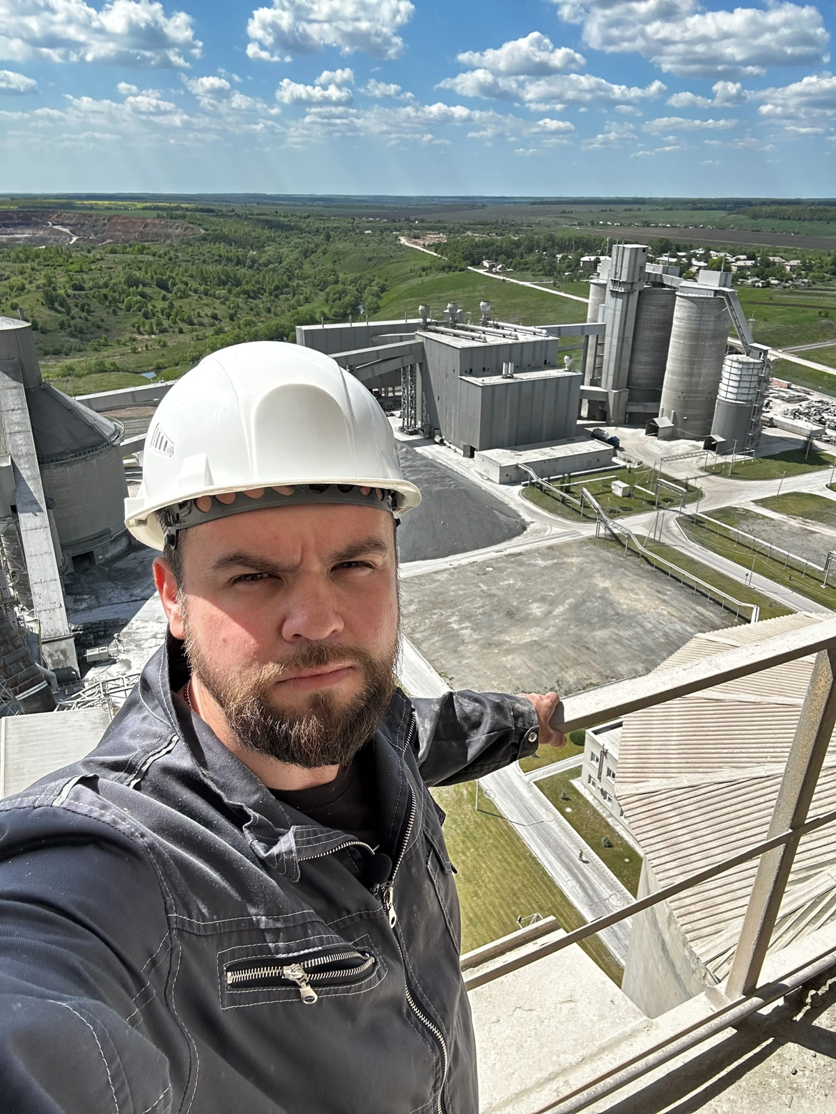Блогер на Серебрянском цементном заводе Цемрос | Сетка — социальная сеть от hh.ru