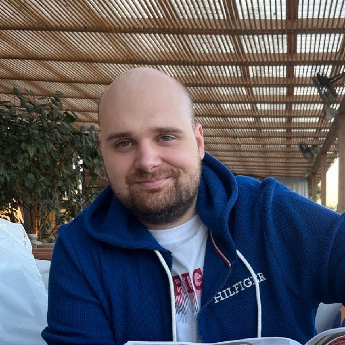 Максим Виноградов