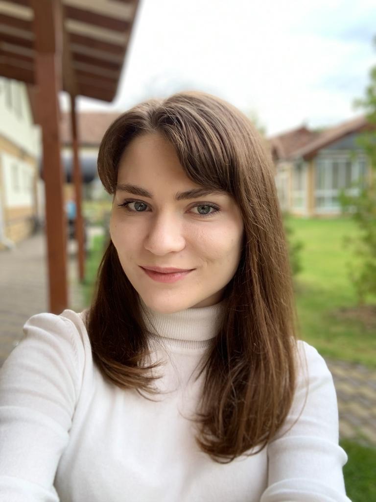 Анна Снаэри | Сетка — социальная сеть от hh.ru