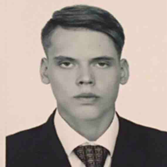 Дмитрий Максименков