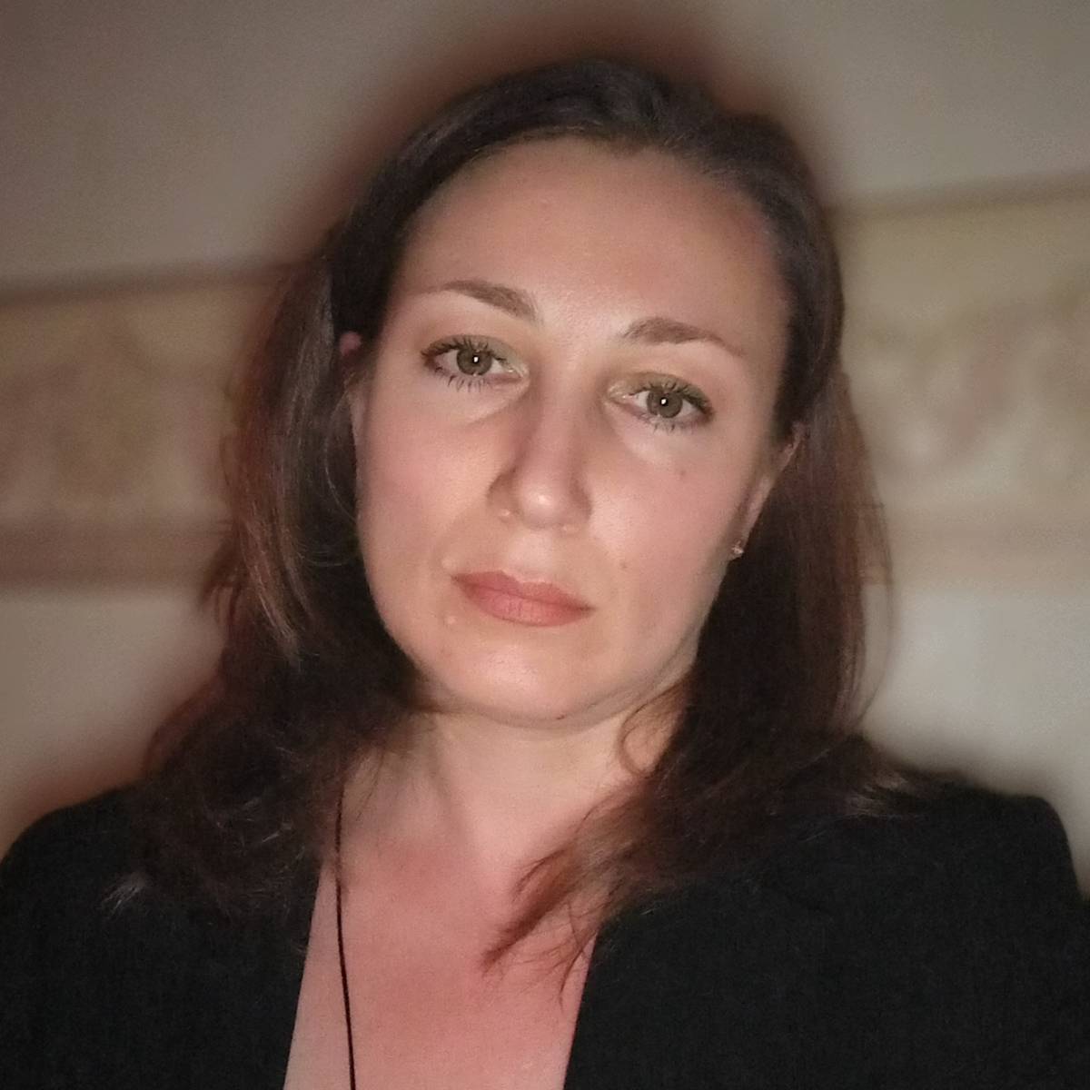 Невяна Алиханова