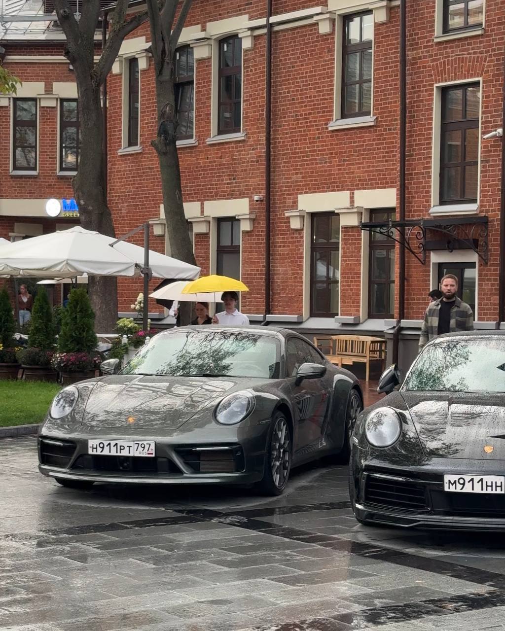 #афиша #четверг #29мая
АФИША МЕРОПРИЯТИЙ🔥
29 мая
Выставки:
🚗Бесплатная автовыставка Porsche пройдет в Депо «Три вокзала»
📍Новорязанская ул., 23, стр. 5, м | Сетка — социальная сеть от hh.ru