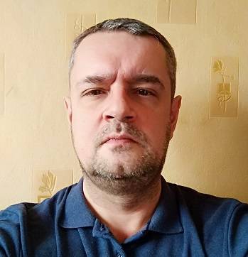 Виталий Петров