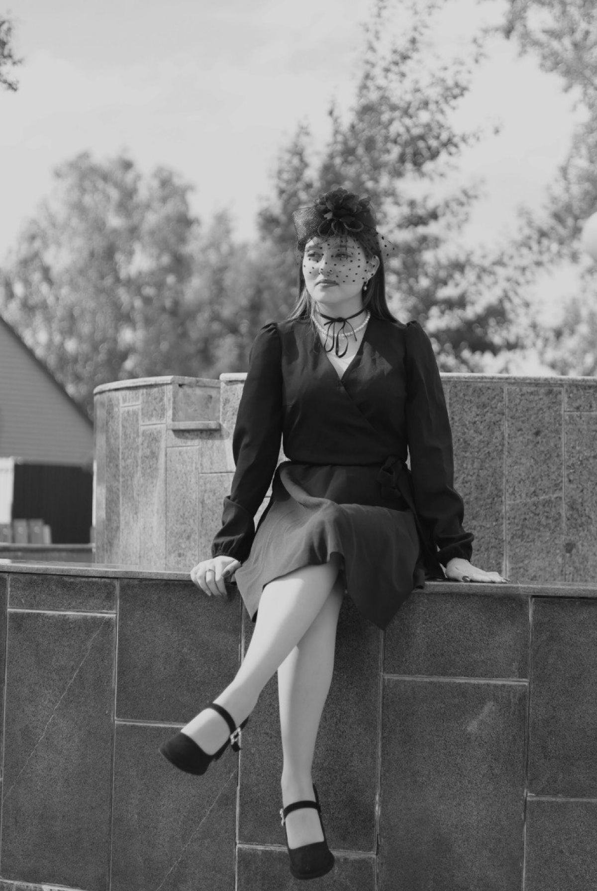 Уличная фотосессия
«Элегантная девушка» образ поможет подчеркнуть вашу красоту и элегантность.
Стоимость услуги составляет 3 500 рублей. | Сетка — социальная сеть от hh.ru