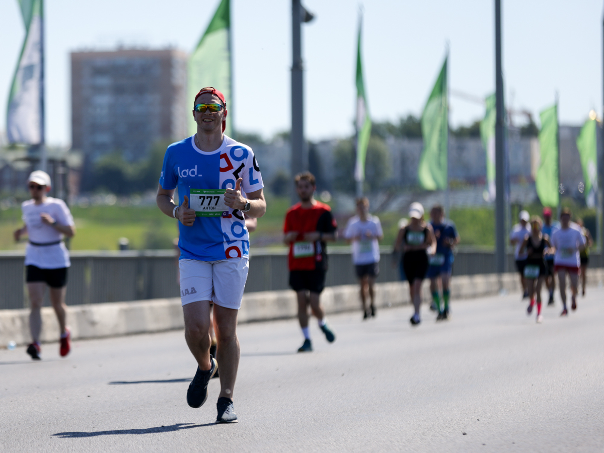Команда Lad в восьмой раз стартовала на «Беги, герой!»🏃‍♀️ | Сетка — социальная сеть от hh.ru