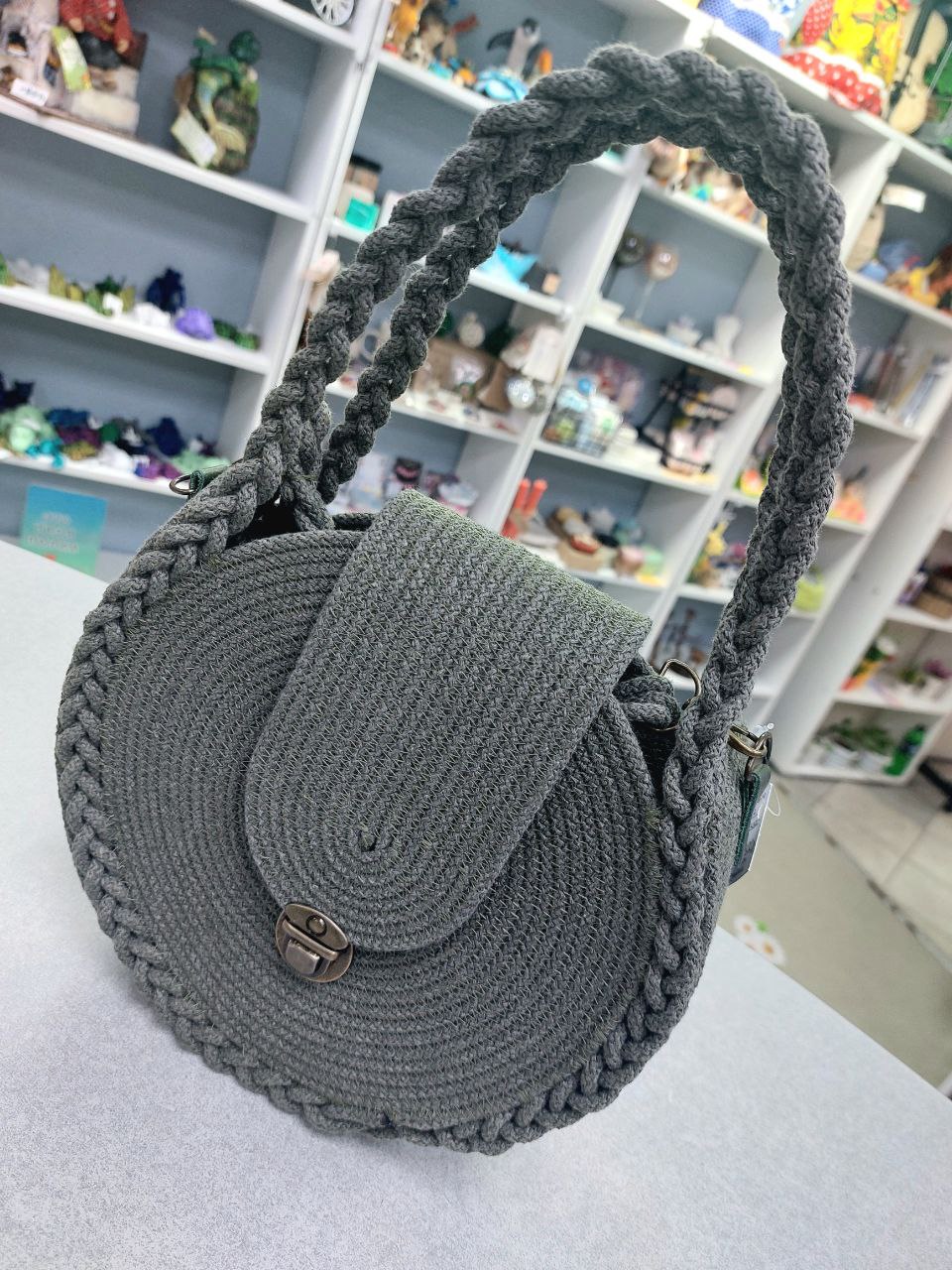 🔥 НОВИНКИ В «ЧУДЕСАХ»! СУМКИ ИЗ ШНУРА — ЛЁГКИЕ, СТИЛЬНЫЕ.
Эти сумки словно сплетены из летнего ветерка — легкие, прочные, лаконичные, но с характером!
✔ Шнур держит форму, не утяжеляет образ | Сетка — социальная сеть от hh.ru