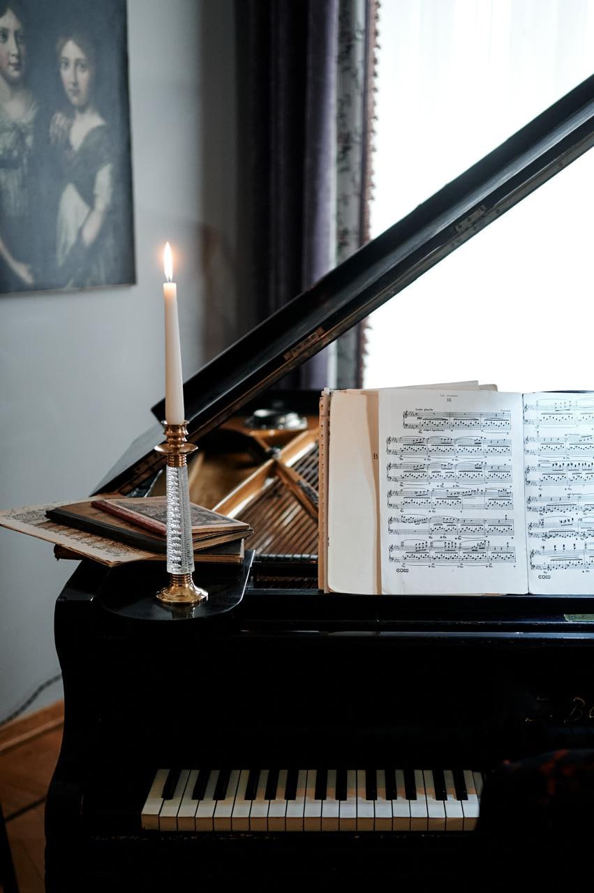 🎻Где в Москве послушать классическую музыку
🎶Библиотека иностранной литературы
▫️Вход свободный, необходима регистрация
📍Николоямская ул | Сетка — социальная сеть от hh.ru