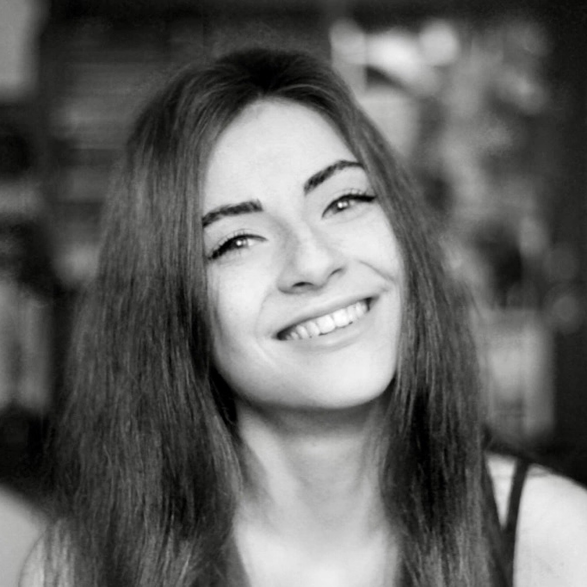 Vlada Larionova | Сетка — социальная сеть от hh.ru