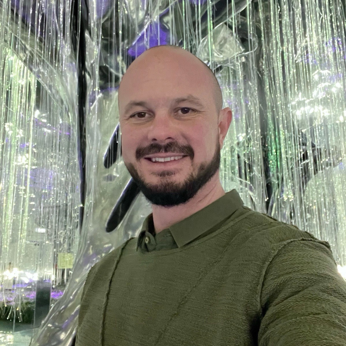 Антон Фирстов