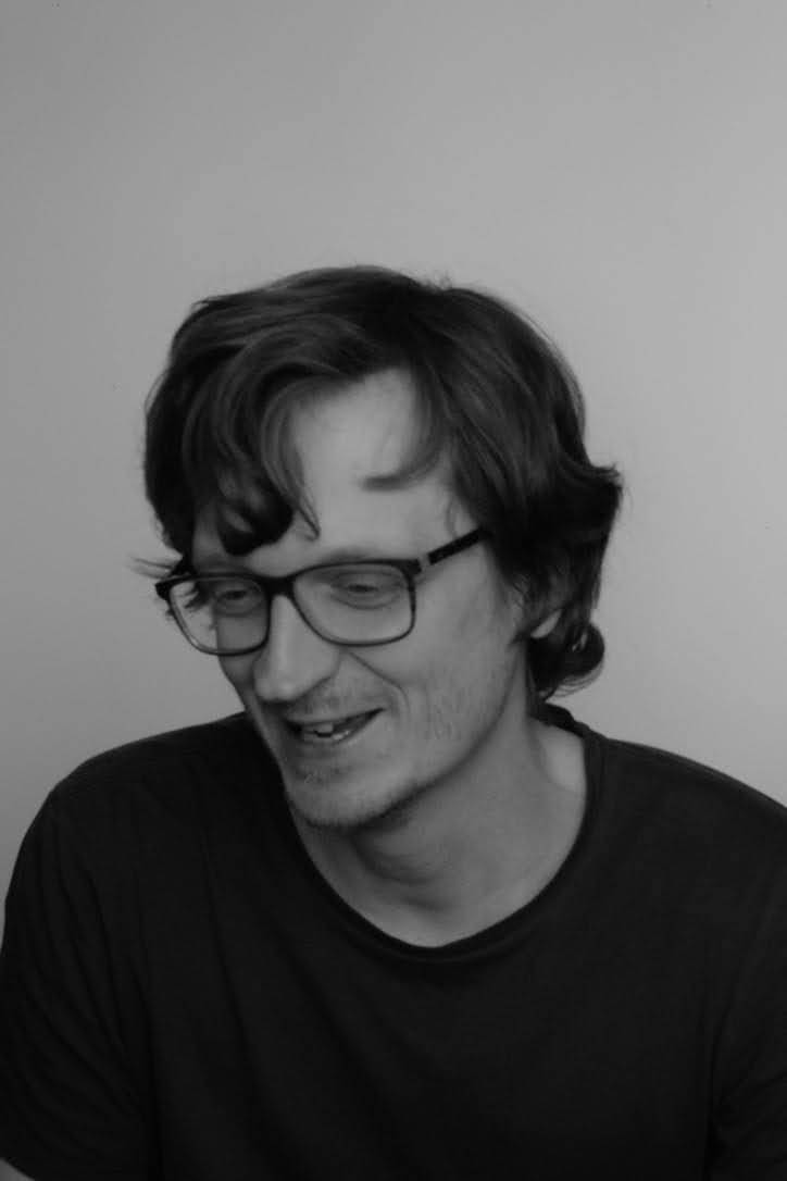 Антон Глухов