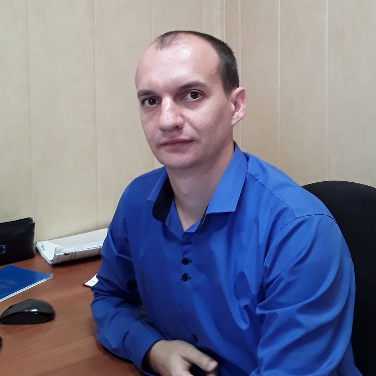 Александр Иванов