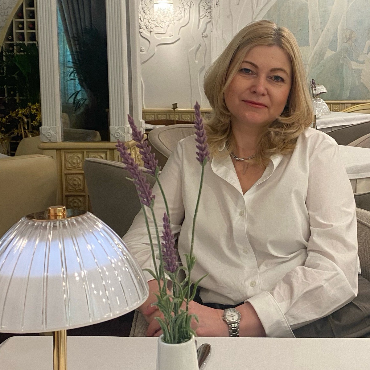Антонова Елена
