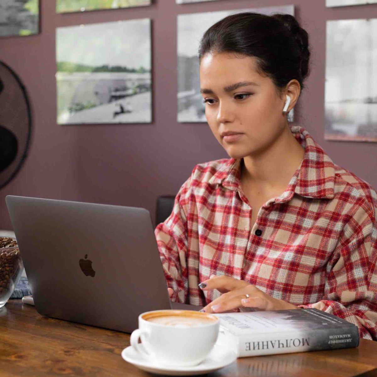 Анастасия Сподарик | Сетка — социальная сеть от hh.ru