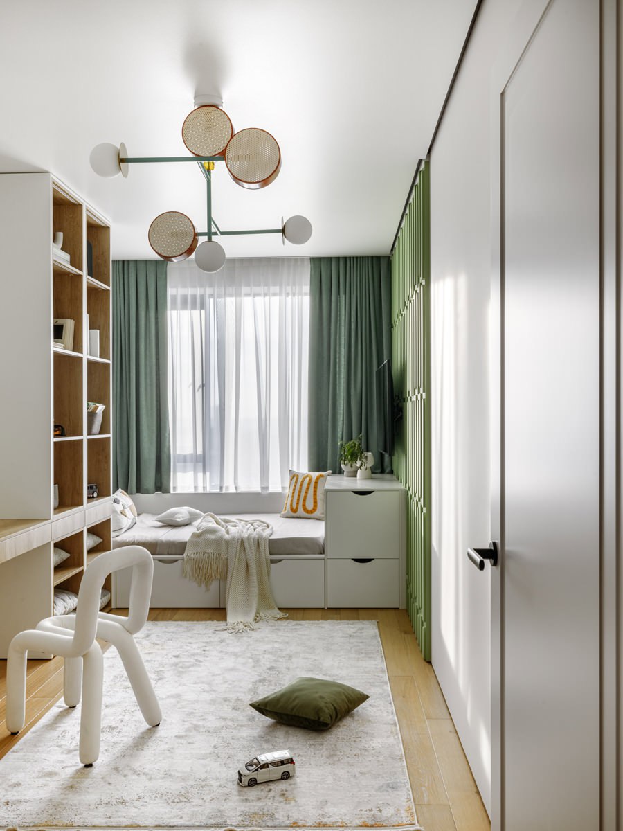 Лаконичное взрослое пространство со знаковыми дизайнерскими акцентами и детские комнаты, наполненные цветом, игрой и творческой в свободой в проекте дизайнера Алины Шагалеевой-Гамм | Сетка — социальная сеть от hh.ru