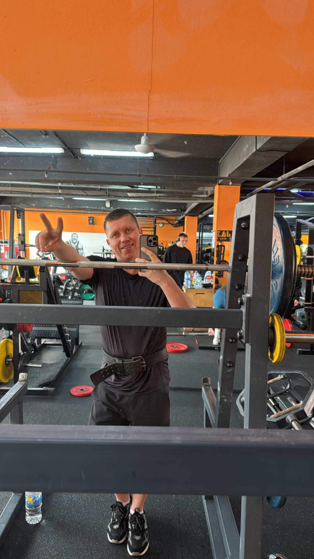 "Уроки, которые мы можем извлечь из ошибок: ключ к личностному росту!"
Ошибки — это неотъемлемая часть нашего пути | Сетка — социальная сеть от hh.ru