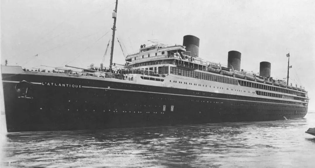 Одним из символов ар-деко стал океанский лайнер SS Normandie. Таким же символом мог стать и другой французский корабль, SS L'Atlantique, если бы не его трагичная судьба | Сетка — социальная сеть от hh.ru