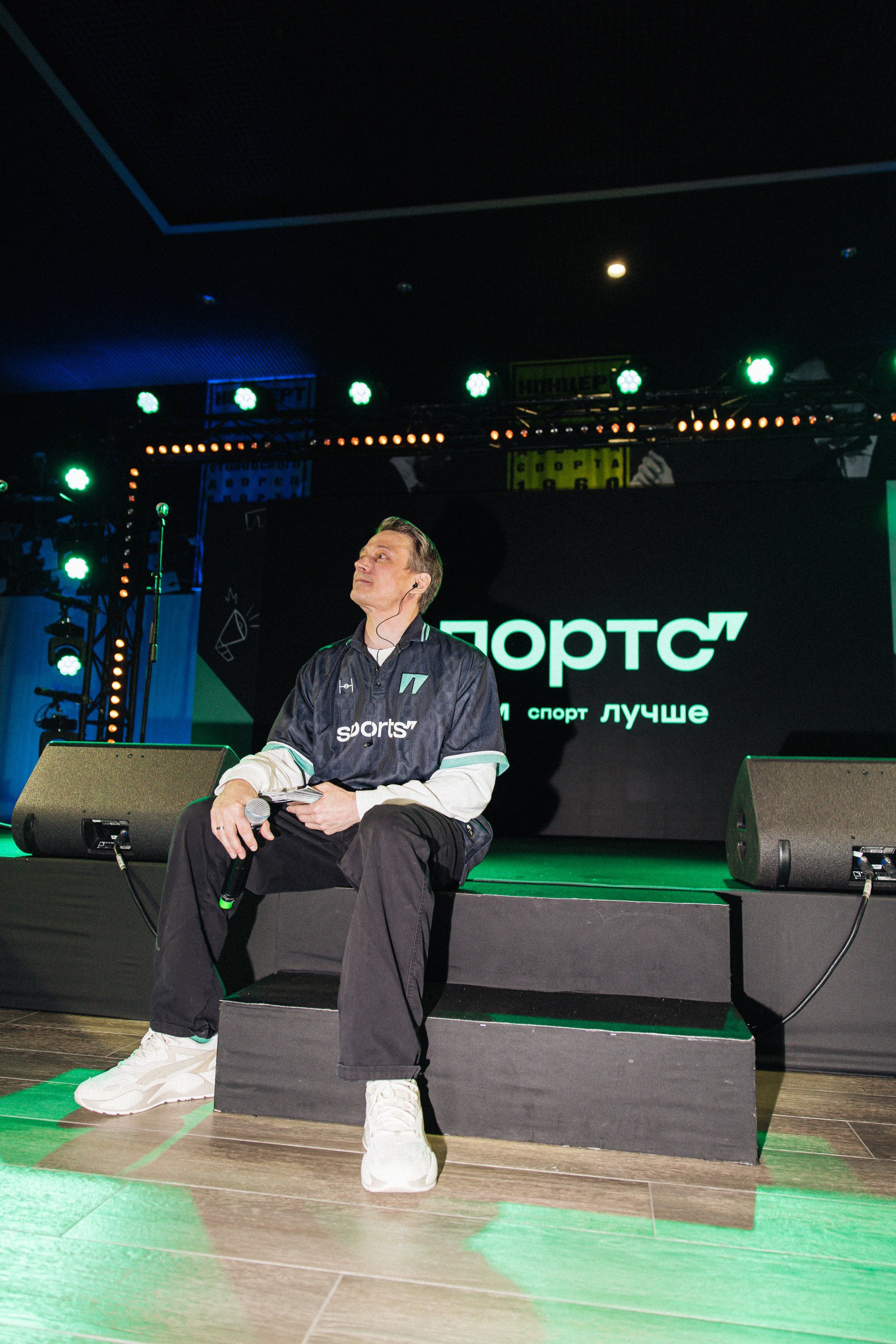 Первая премия «Спортивный блогер года» от Спортса
На днях в Москве состоялась первая премия «Спортивный блогер года», организованная одним из крупнейших и самых авторитетных спортивных ресурсов России... | Сетка — социальная сеть от hh.ru