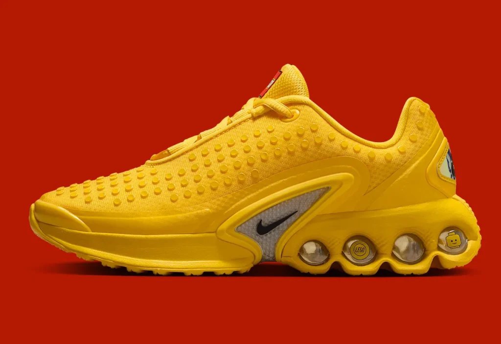 НОВОСТИ ✈️
⚡️ Это не кроссовки, а LEGO-мечта: Nike выпустили Air Max Dn в дерзком коллабе
Nike и LEGO анонсировали это сотрудничество ещё в августе 2024 года, но теперь сборка наконец-то завершена | Сетка — социальная сеть от hh.ru
