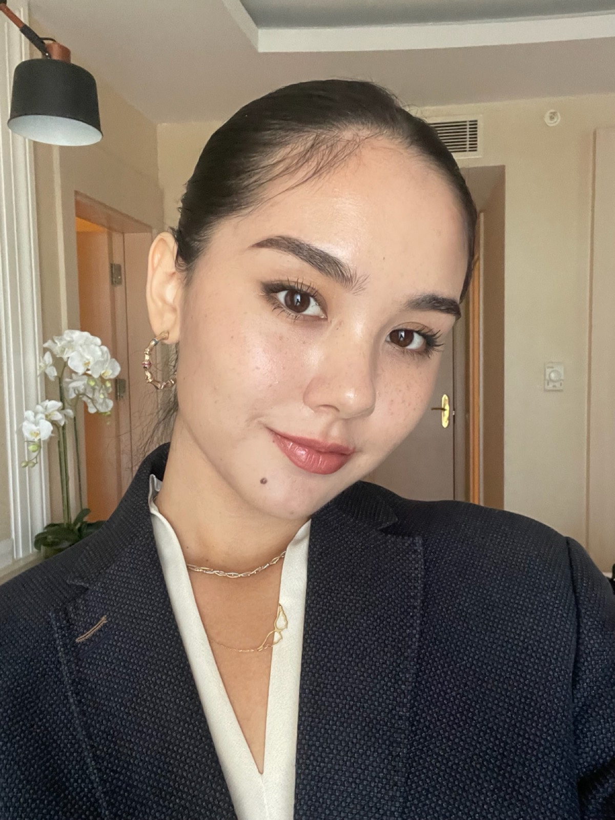 Аяулым Умурзак | Сетка — социальная сеть от hh.ru