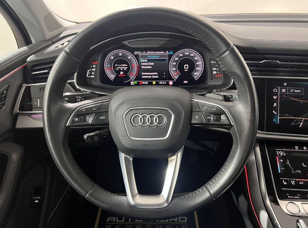 ❤️ Универсальный и статусный немец — Audi Q7
Пробег —  190.000 км
Год выпуска — 2020
Двигатель — дизель 3.0 л, 286 л | Сетка — социальная сеть от hh.ru