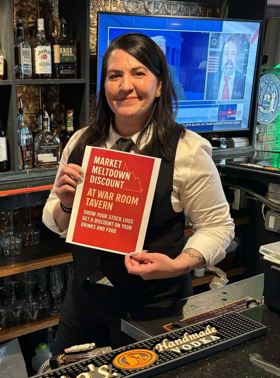 Очевидные и не очень поводы
Ситуативный и событийный маркетинг. В чем разница | Сетка — социальная сеть от hh.ru