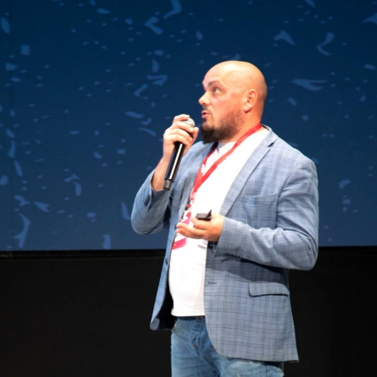 Иван Макаренко | Сетка — социальная сеть от hh.ru