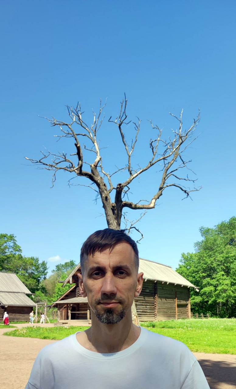 Потихоньку возобновляю традицию привозить новые шапки #monumentcap из каждой поездки. | Сетка — социальная сеть от hh.ru