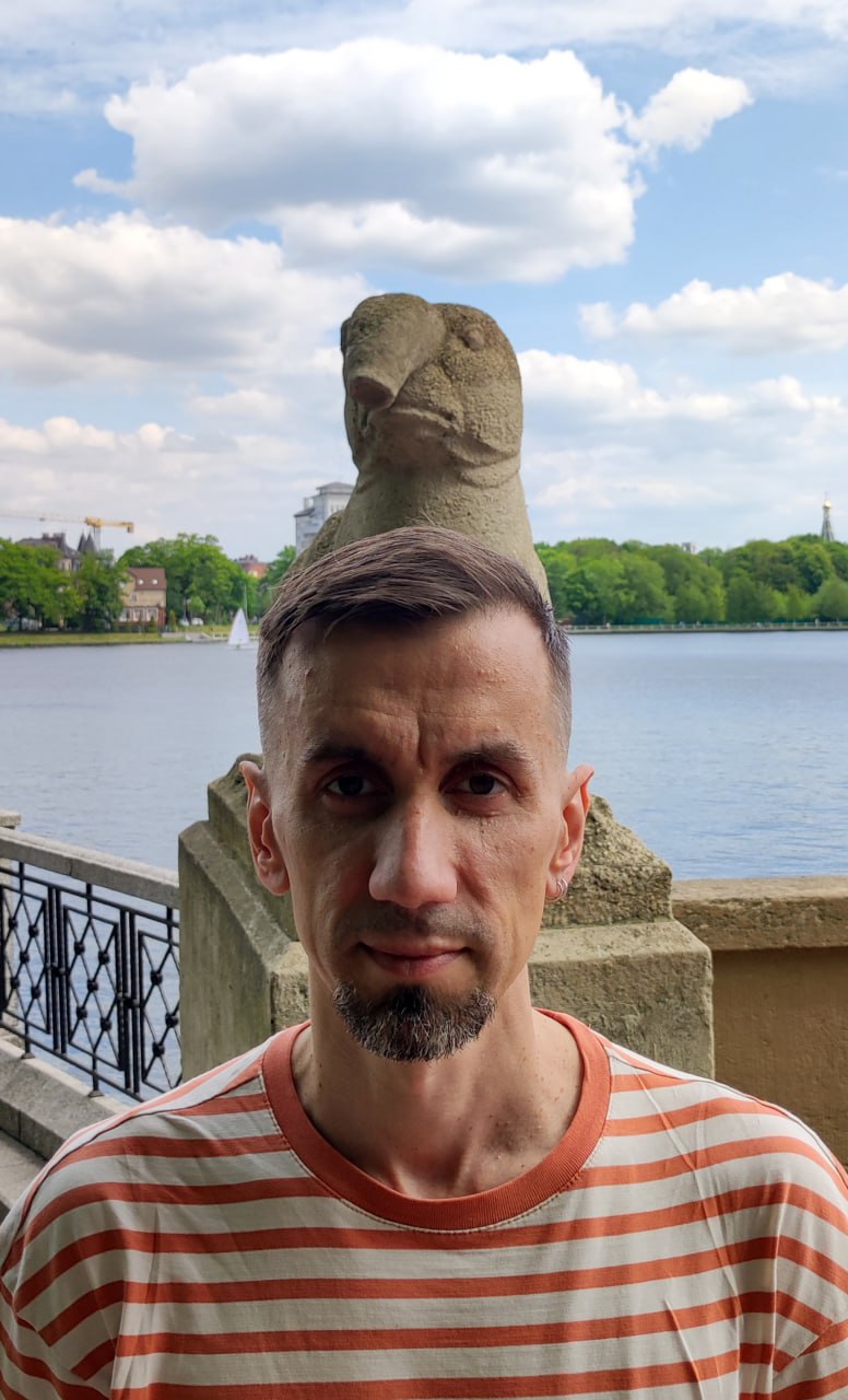 Потихоньку возобновляю традицию привозить новые шапки #monumentcap из каждой поездки. | Сетка — социальная сеть от hh.ru