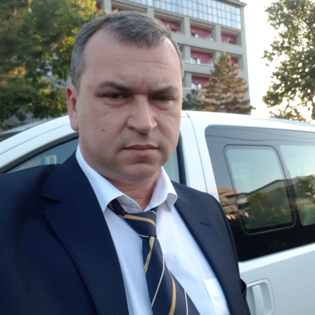 Олег Мельниченко