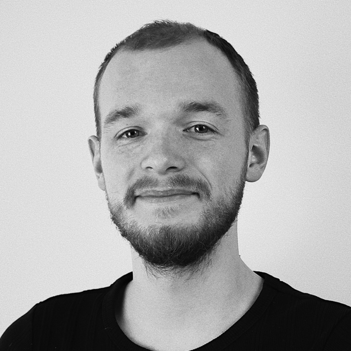 Юрий Семёнов