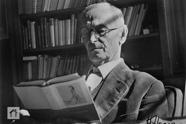 Везде боролись, убивали, разрушали, и каждая сторона делала это с верой, что борется за Бога и против дьявола.
Герман Гессе | Сетка — социальная сеть от hh.ru