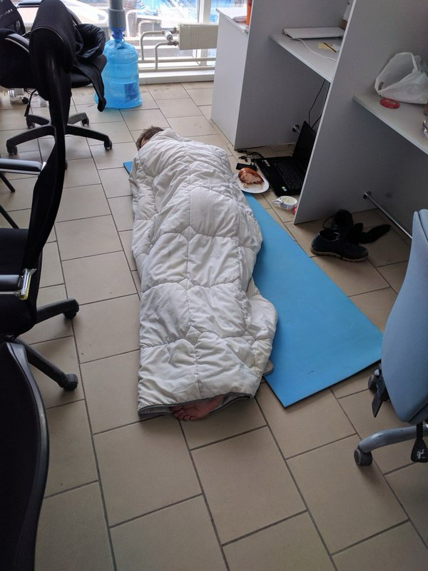 Не работаю, а денюжки капают | Сетка — социальная сеть от hh.ru