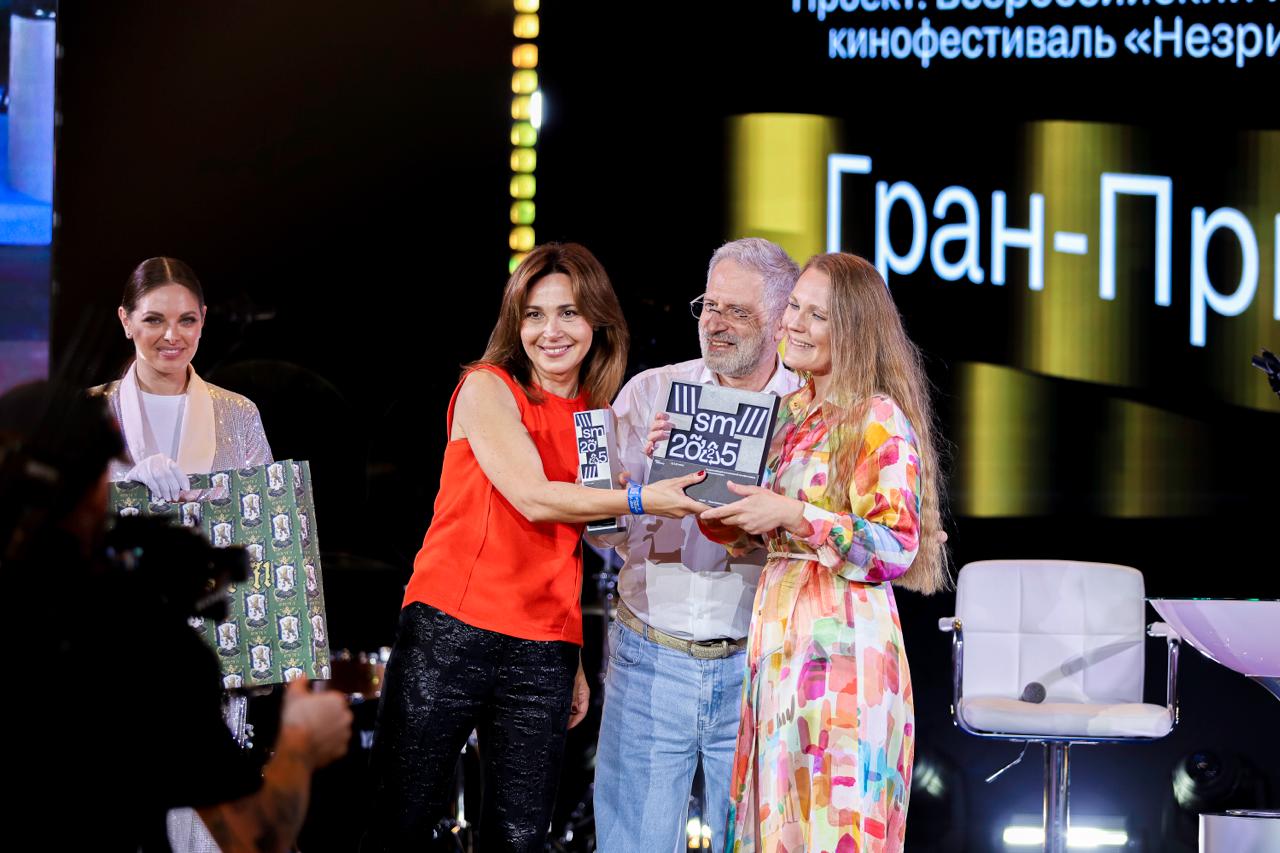 ⭐️ Кто был вчера на SM Awards Ceremony?
Первые кадры — уже у нас, сразу же делимся!
Еще больше будет позже, следите за апдейтами в нашей группе в ВК, там будем размещать полный фотоочет.. | Сетка — социальная сеть от hh.ru