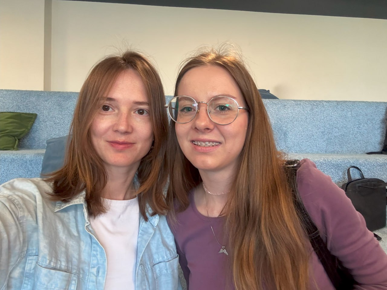 В A-Soft мы работаем в офисе или на удаленке, а еще – у нас есть крутые офлайн-встречи, где мы заряжаемся энергией живого общения!
Недавно посетили крутую маркетинговую сессию: перенимали опыт, прокач... | Сетка — социальная сеть от hh.ru
