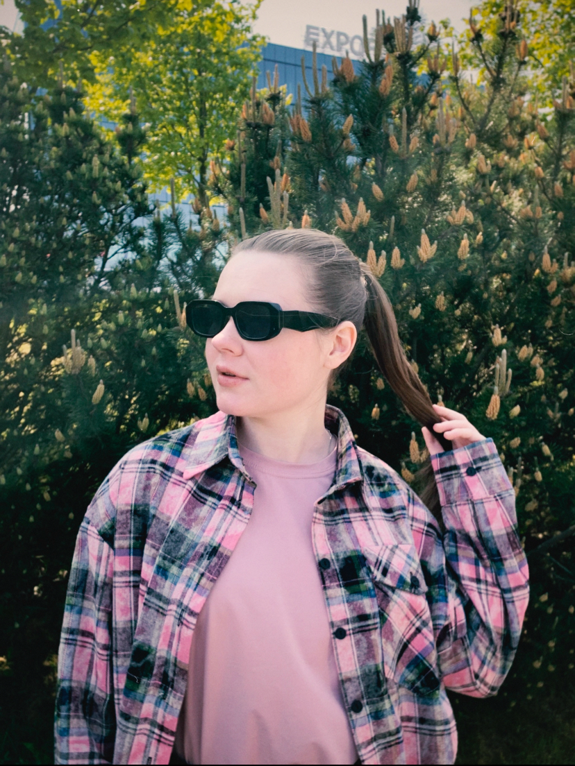 Любим нашу территорию в летних лучах солнца ☀️ | Сетка — социальная сеть от hh.ru