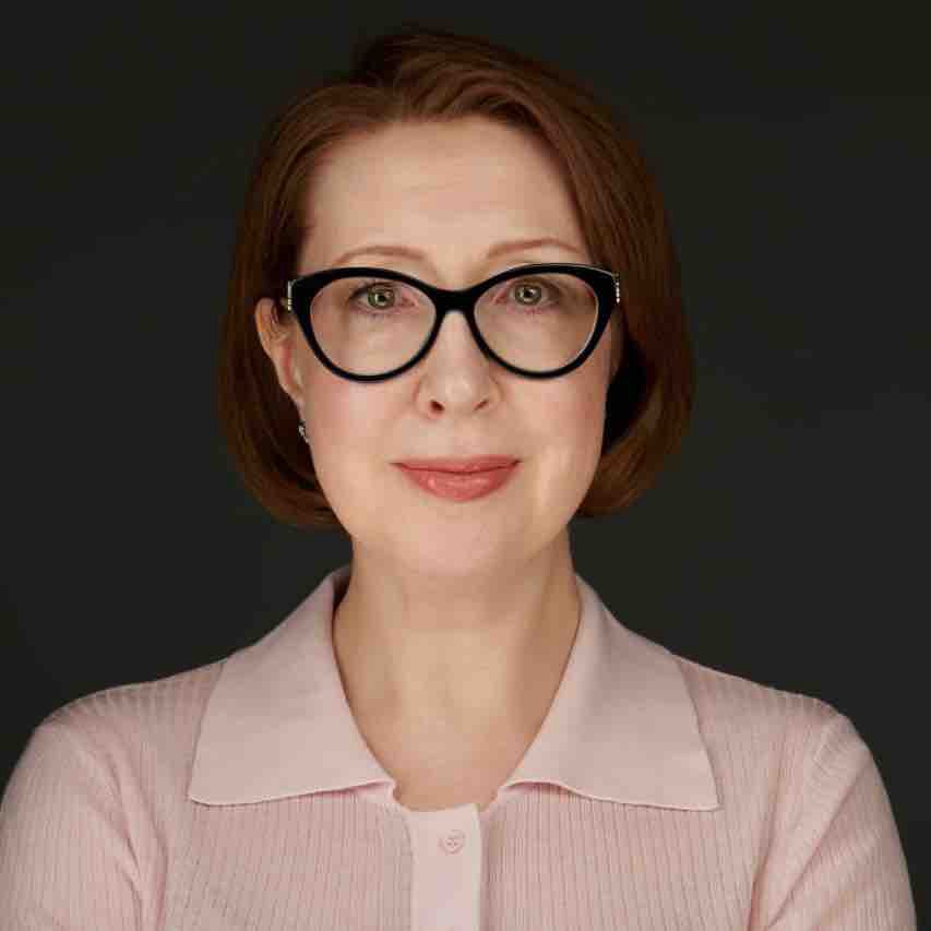 Людмила Крутцова | Сетка — социальная сеть от hh.ru