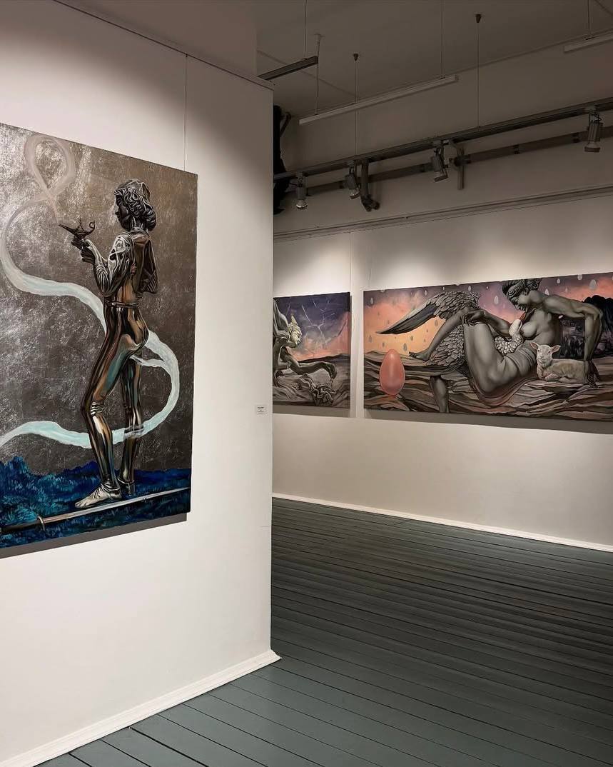 🖼️Бесплатная выставка «KAIROS» в omelchenko gallery
до 15 июня
вт-пт: 13:00-20:00
сб-вс: 12:00-20:00
Выставка, построенная на пересечении искусства, философии времени и алхимии образа, раскрывает поня... | Сетка — социальная сеть от hh.ru