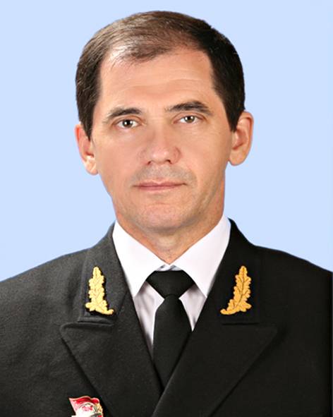 Виктор Устинов