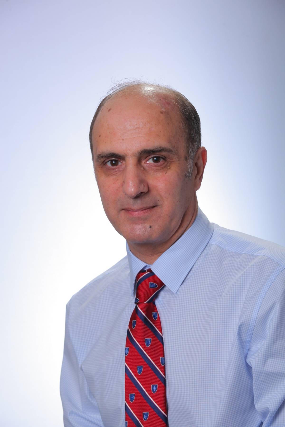 Артур Петросов | Сетка — социальная сеть от hh.ru