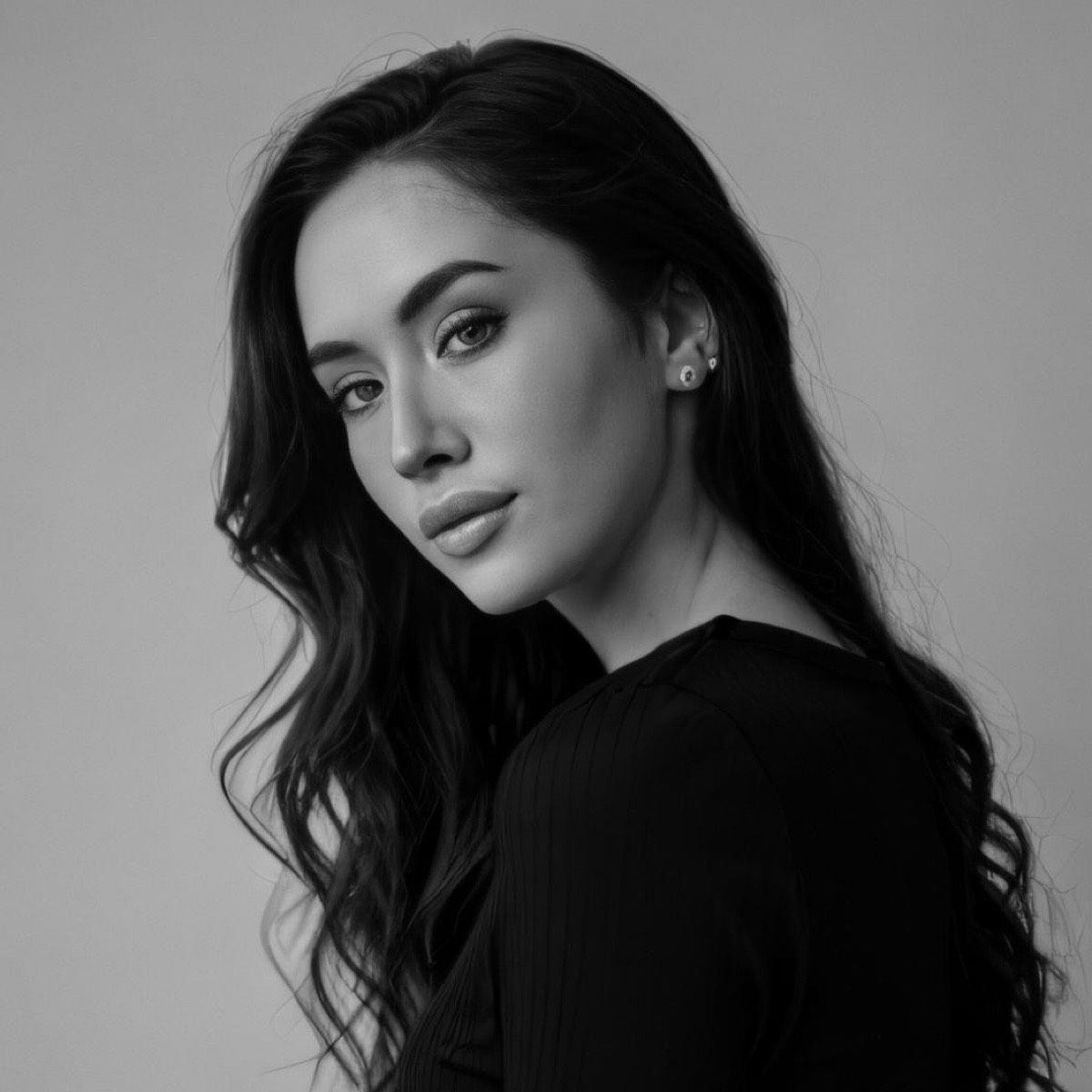 Сандра Зудерман | Сетка — социальная сеть от hh.ru