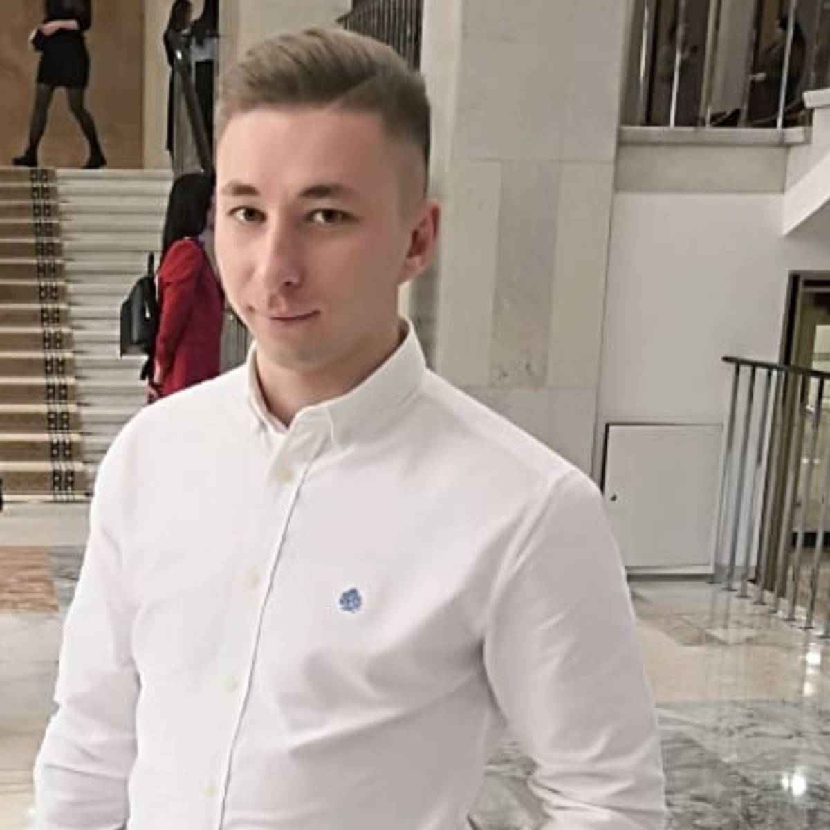 Динар Салахетдинов | Сетка — социальная сеть от hh.ru