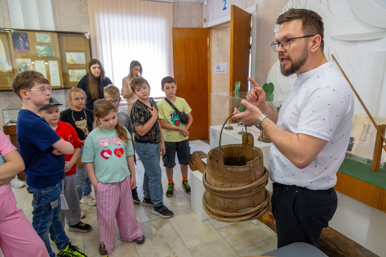 В честь Дня защиты детей дети сотрудников Департамента жилищно-коммунального хозяйства города Москвы посетили 💧Музей воды АО «Мосводоканал» | Сетка — социальная сеть от hh.ru