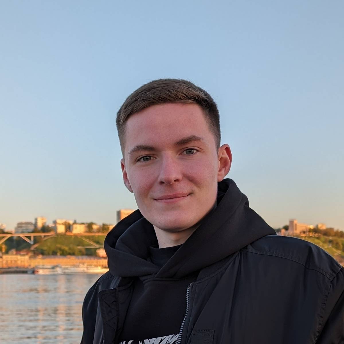 Олег Калинин