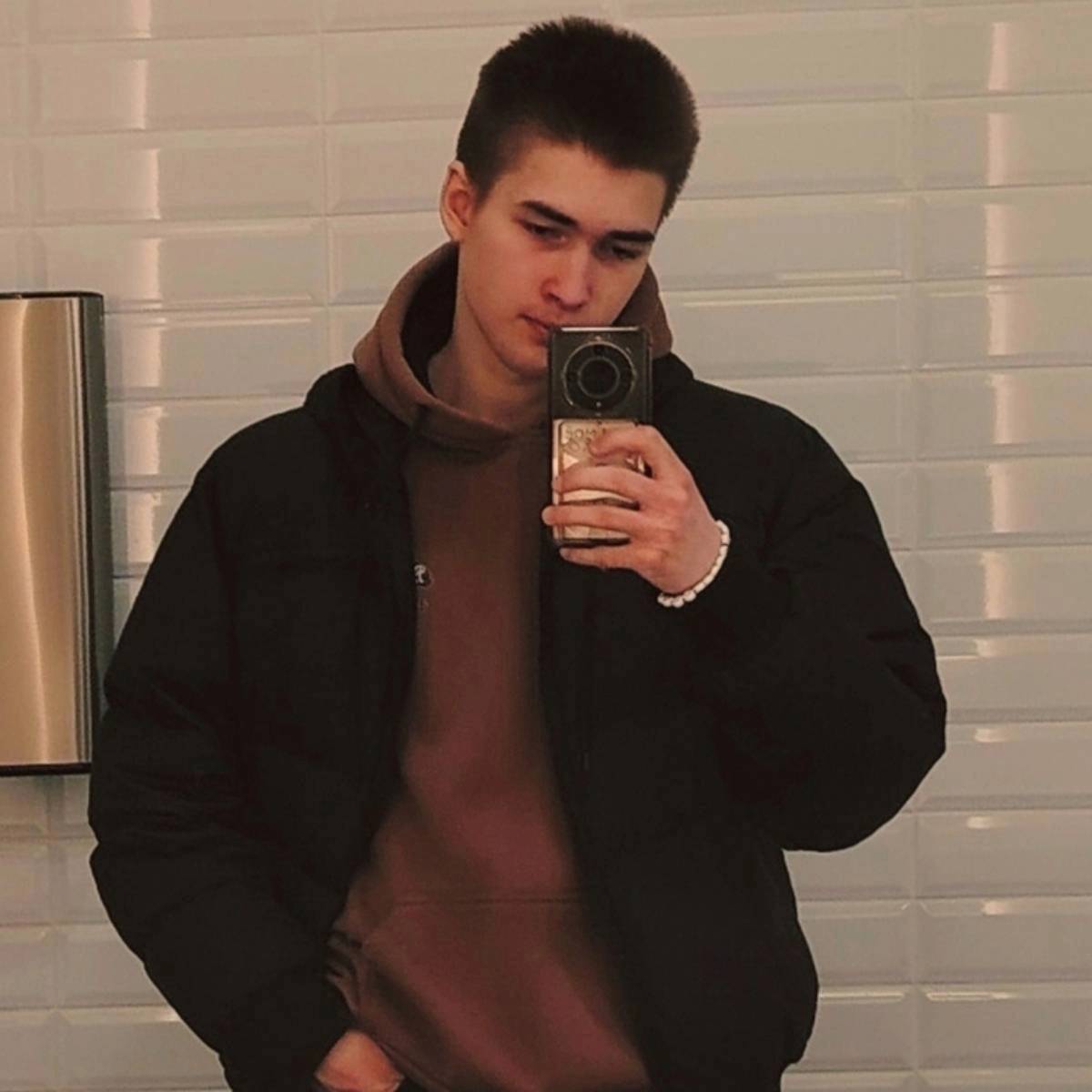 Пётр Ефимов