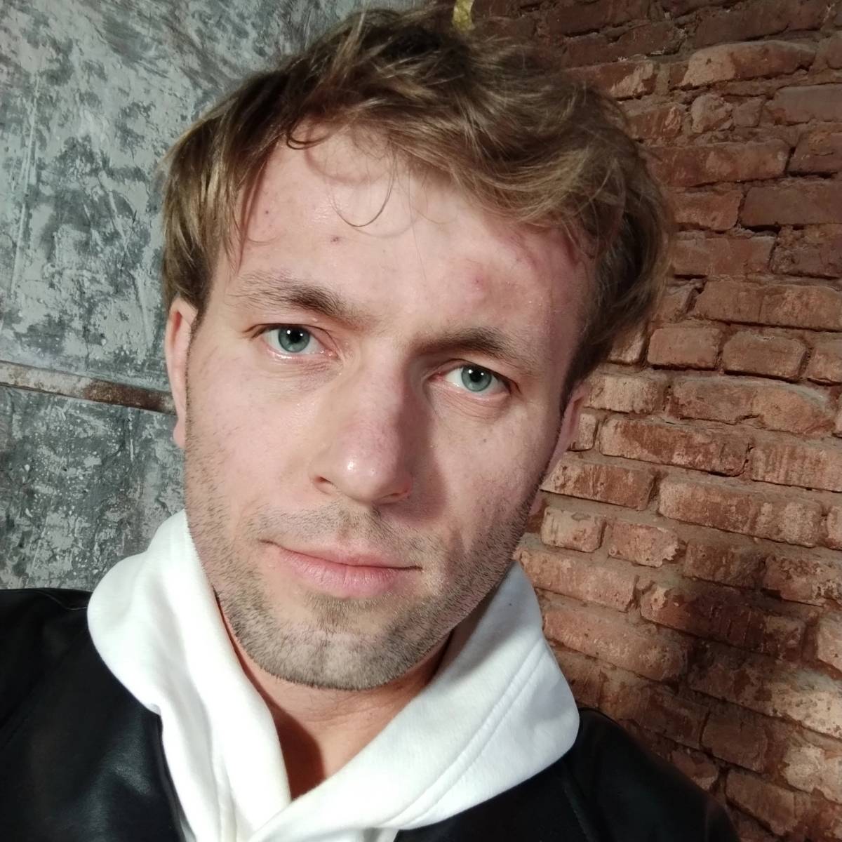 Артем Тютюнник