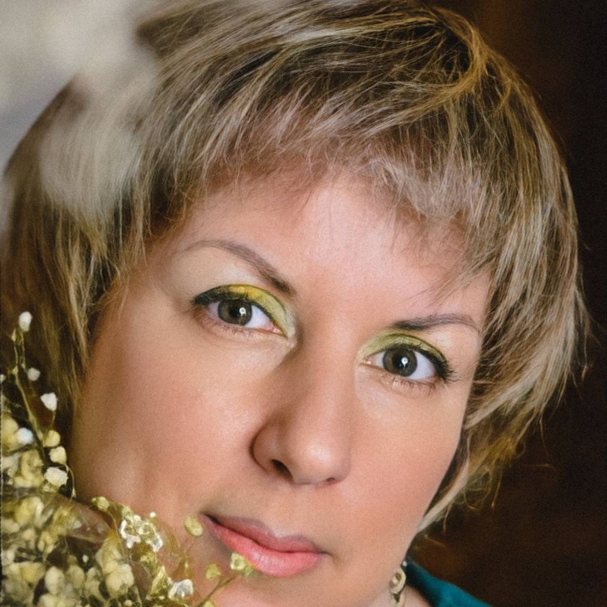 Алёна Попова