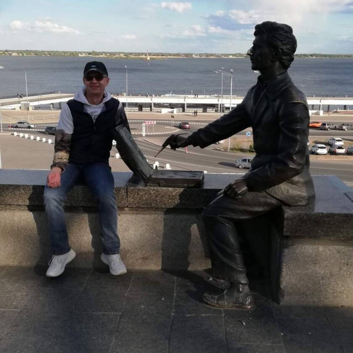 Александр Бондаренко