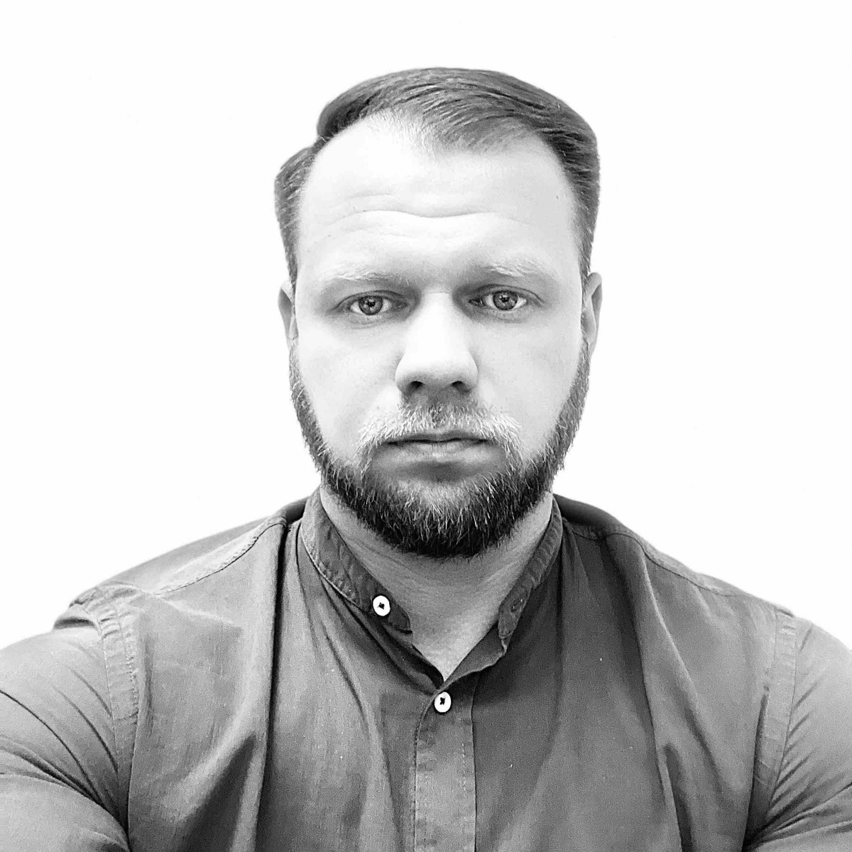 Павел Антонюк