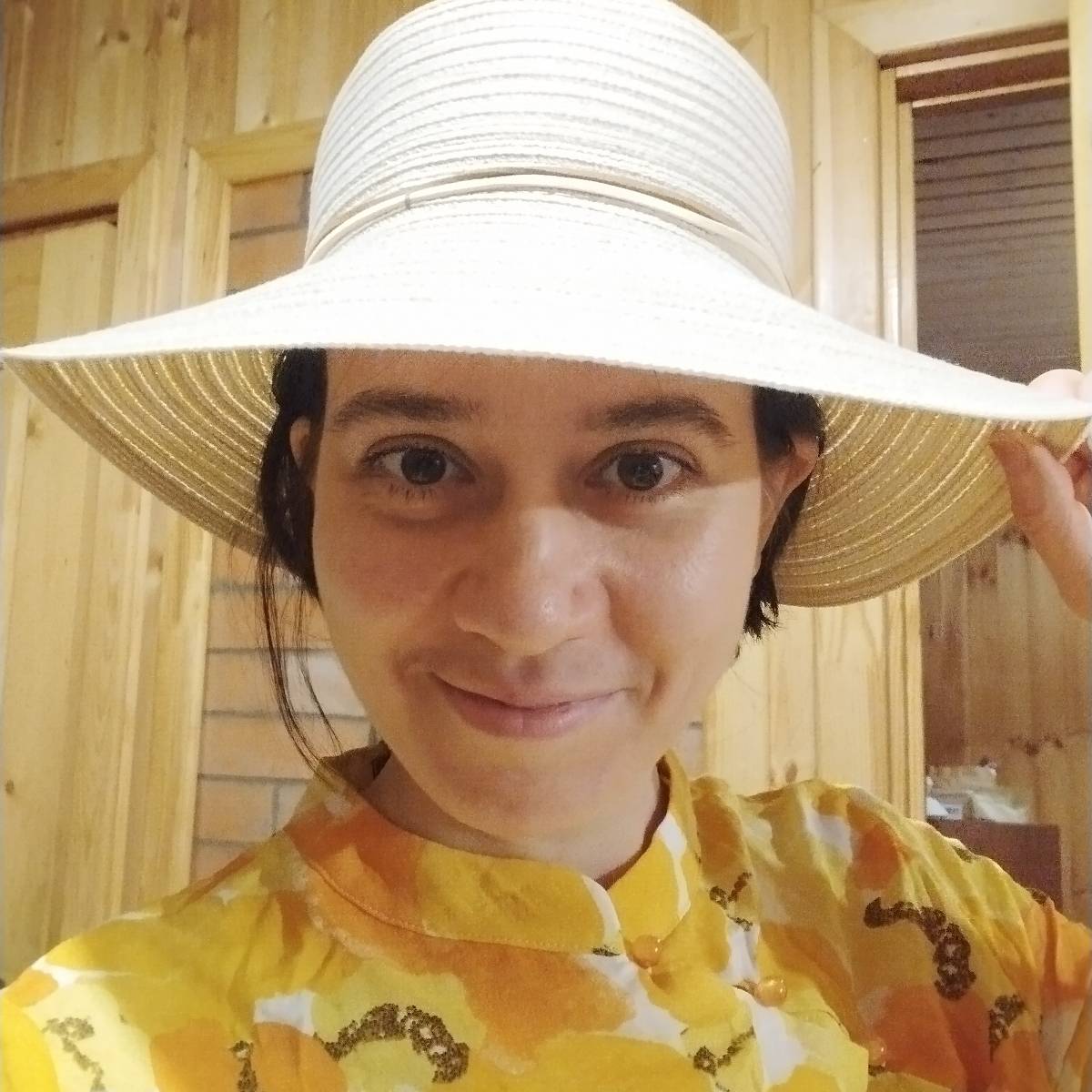 Елена Леонтьева