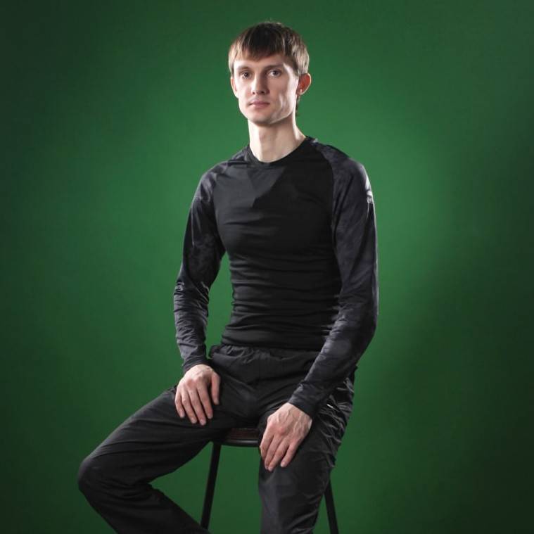 Антон О-о